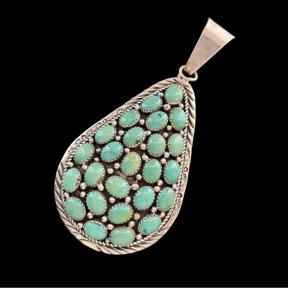 🔴SOLD🔴 Navajo Bobby Johnson large sterling silver turquoise cluster pendant - Picture 4 of 11